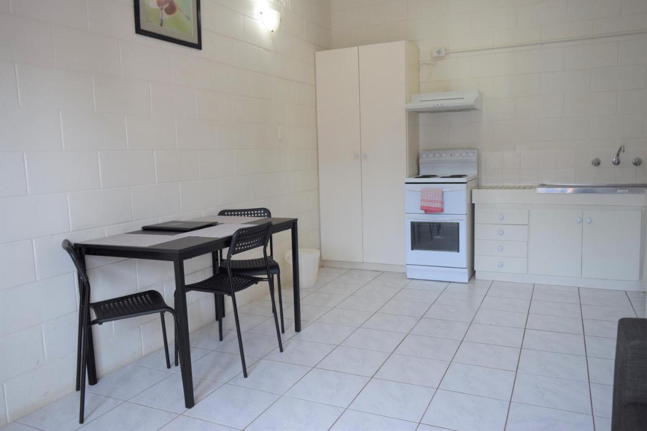 Coconut Grove Holiday Apartments Darwin Esterno foto