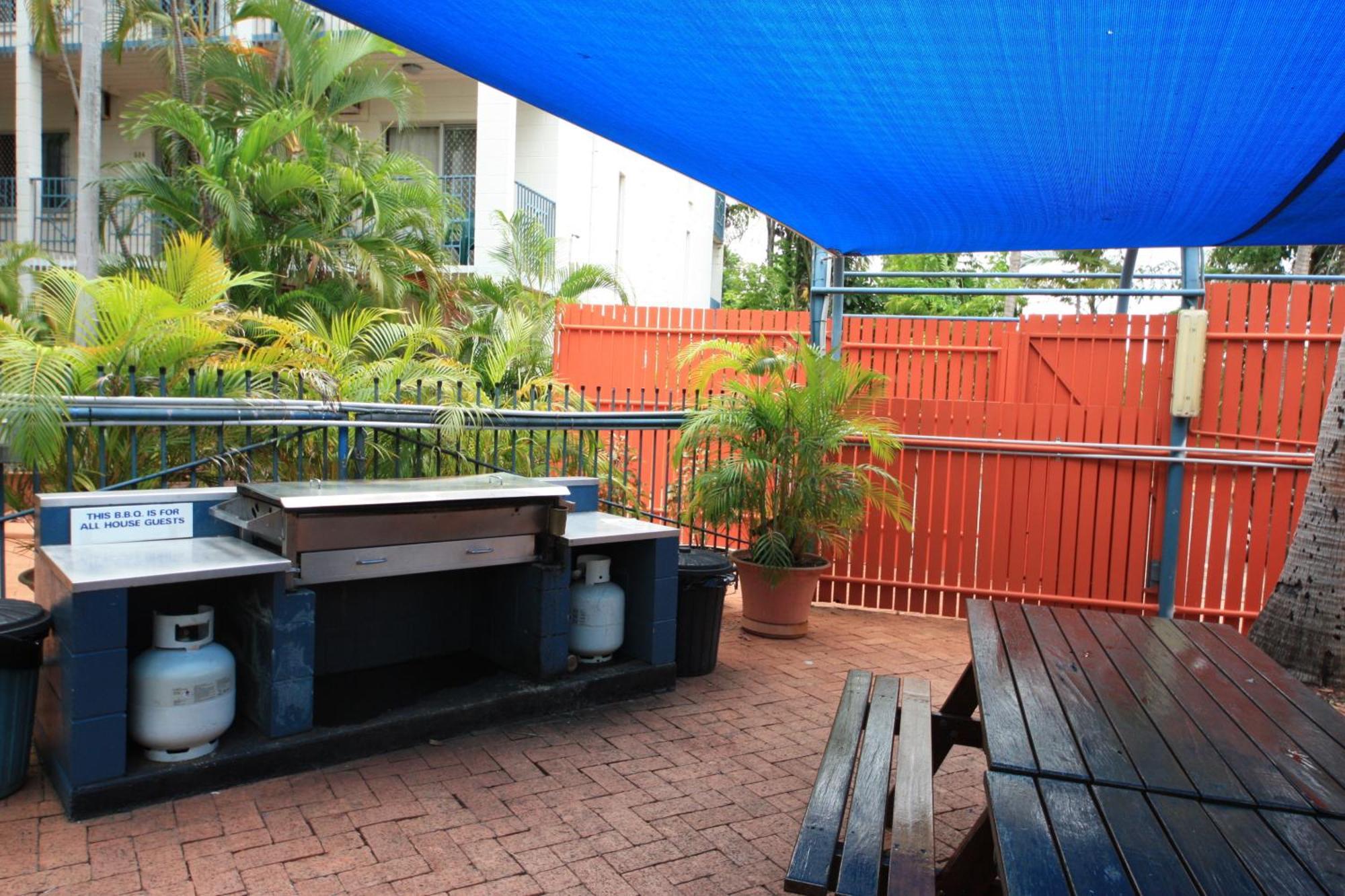 Coconut Grove Holiday Apartments Darwin Esterno foto