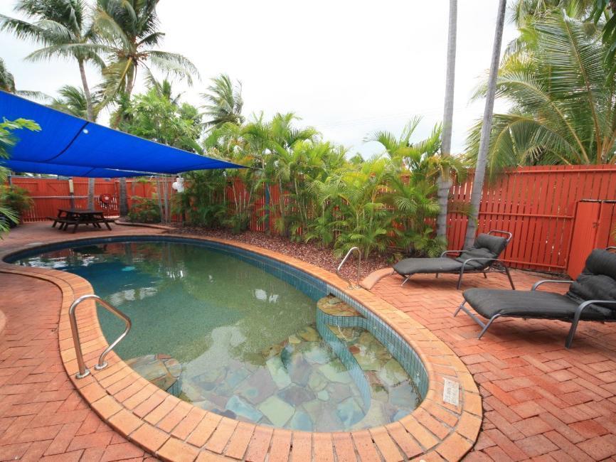 Coconut Grove Holiday Apartments Darwin Esterno foto