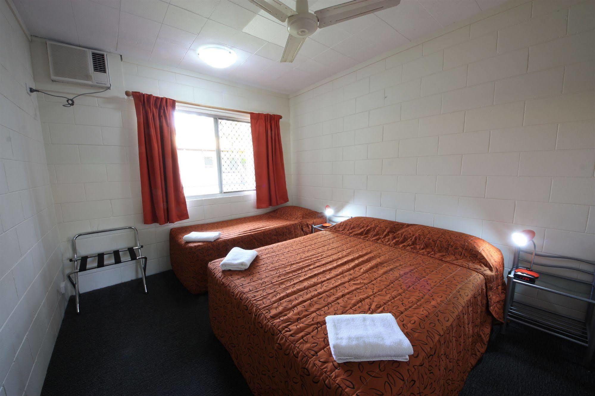 Coconut Grove Holiday Apartments Darwin Esterno foto