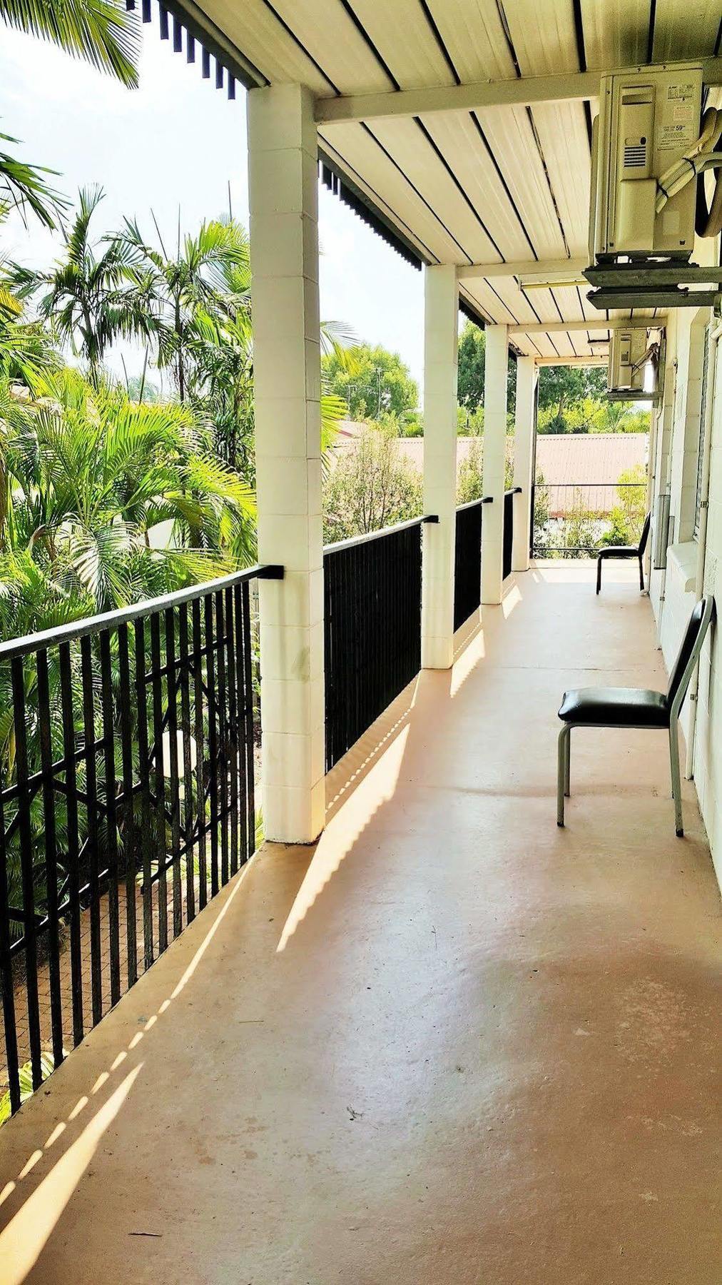 Coconut Grove Holiday Apartments Darwin Esterno foto